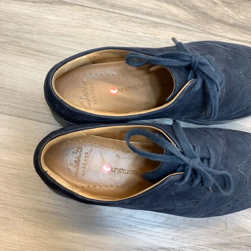 CLARKS Artisan Women Sneakers Wingtip Nubuck Suede 8 M Blue Unstructured Lace Up